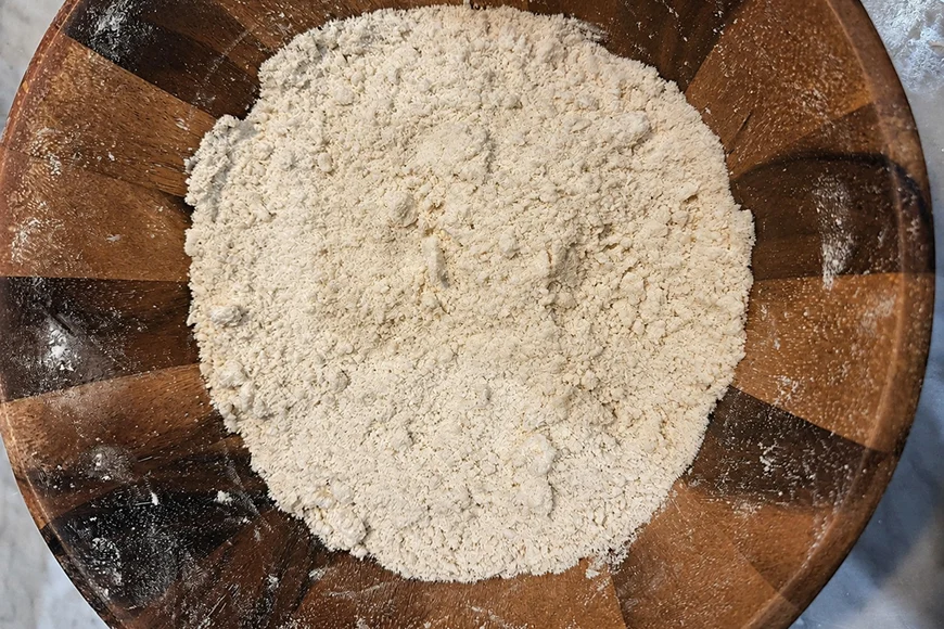 Prepare the pastry dough